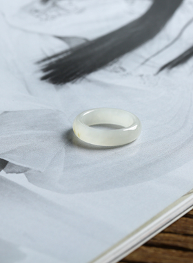 13号戒指 和田玉糖料俄料糖白玉圆弧素圈指环 8560