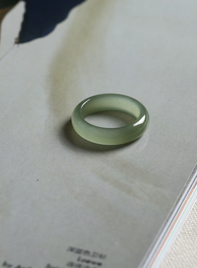 12号戒指 和田玉晴水青白泥鳅背圆弧素圈指环 8352