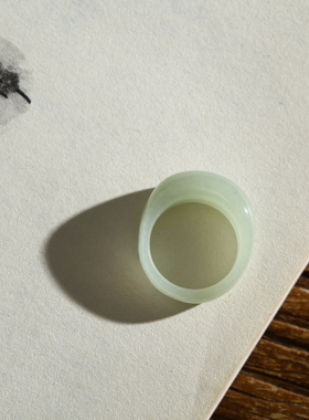 14号戒指 和田玉俄料黄玉黄口料馒头款指环 7035