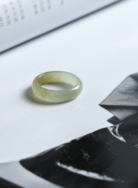 20号戒指 新疆和田玉糖料糖青玉泥鳅背圆弧素圈指环 9333