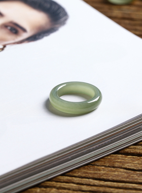 10号戒指 和田玉青白鼓条圆弧素圈指环 3033