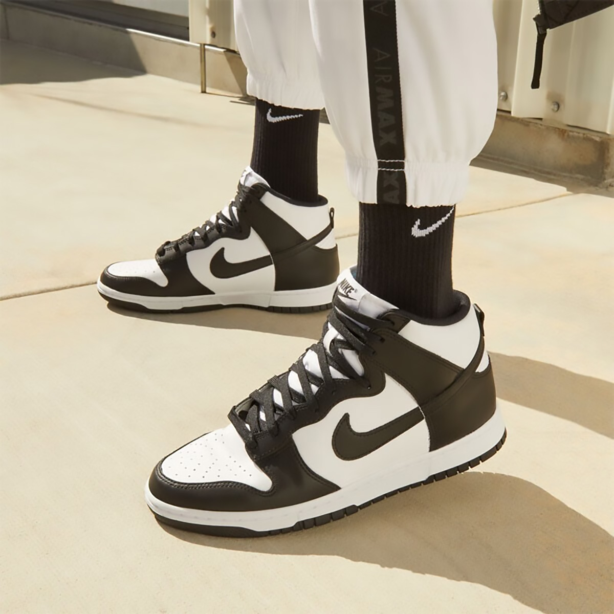 【自营】Nike耐克Dunk HI Retro男子运动高帮复古板鞋DD1399-105 - 图1