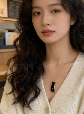 钛钢方牌锁骨链2026新款气质百搭钛钢不掉色项链女网红配饰热卖
