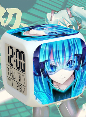 动漫周边初音未来七男女彩闹钟