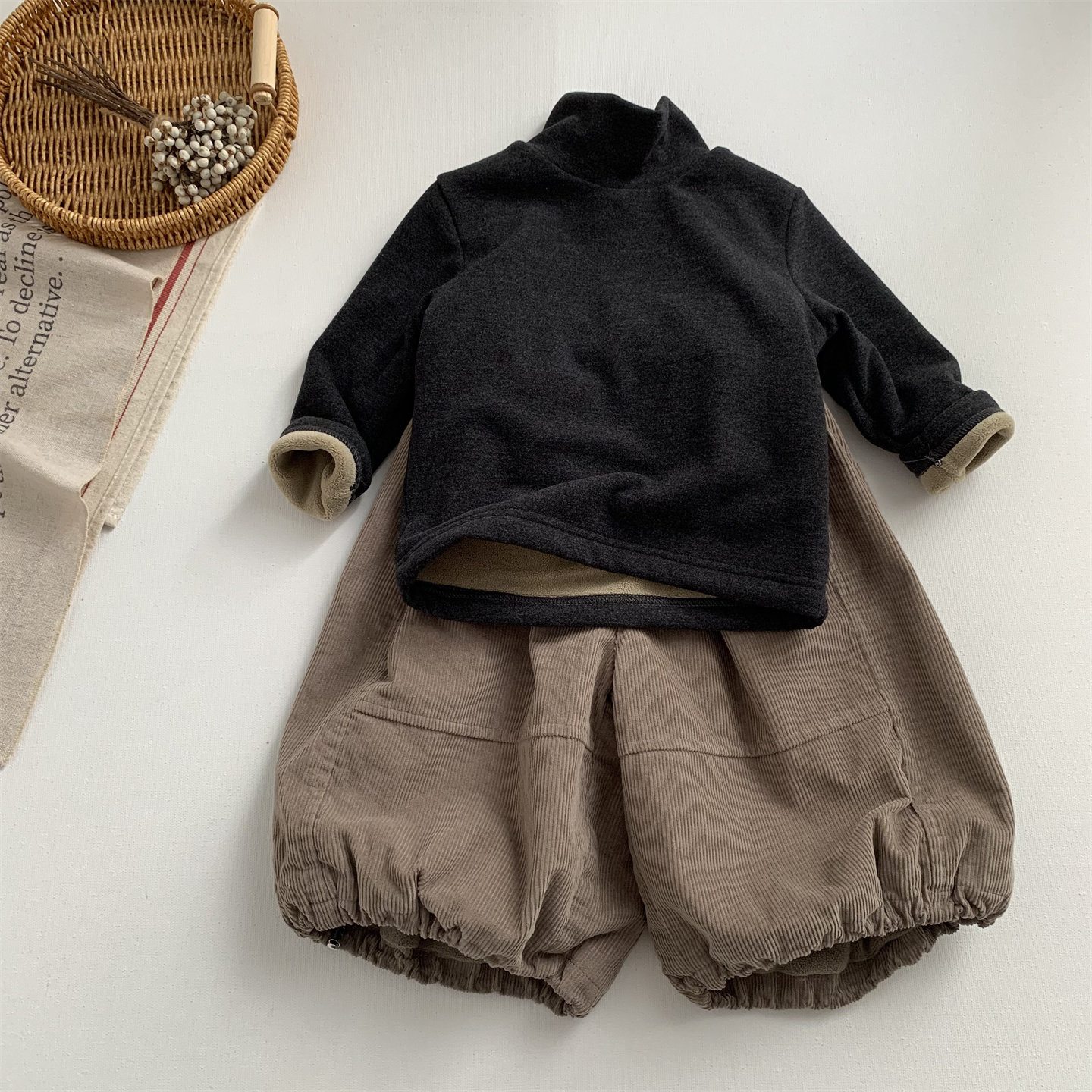 淘气小妞加绒加厚男童灯芯绒裤子秋冬2026新款女童宝宝阔腿长裤潮,淘宝优惠券,粉丝福利购,淘宝优惠卷