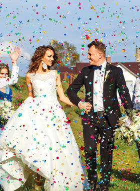 派对装饰彩色抛洒纸屑五彩圆点镭射闪光亮片生日节日气球