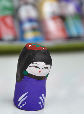 泥人个装少数名族传统特色摆件