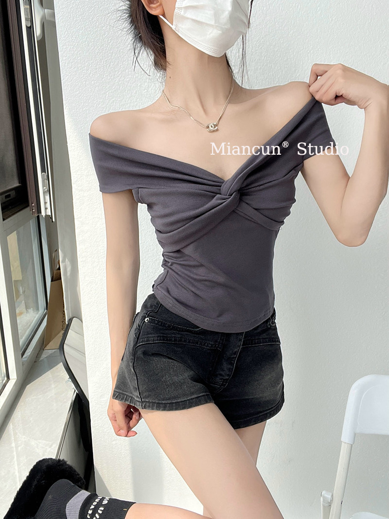 美式褶皱扭结堆叠感短袖T恤女一字肩纯欲辣妹设计感修身舒适上衣,淘宝优惠券,粉丝福利购,淘宝优惠卷