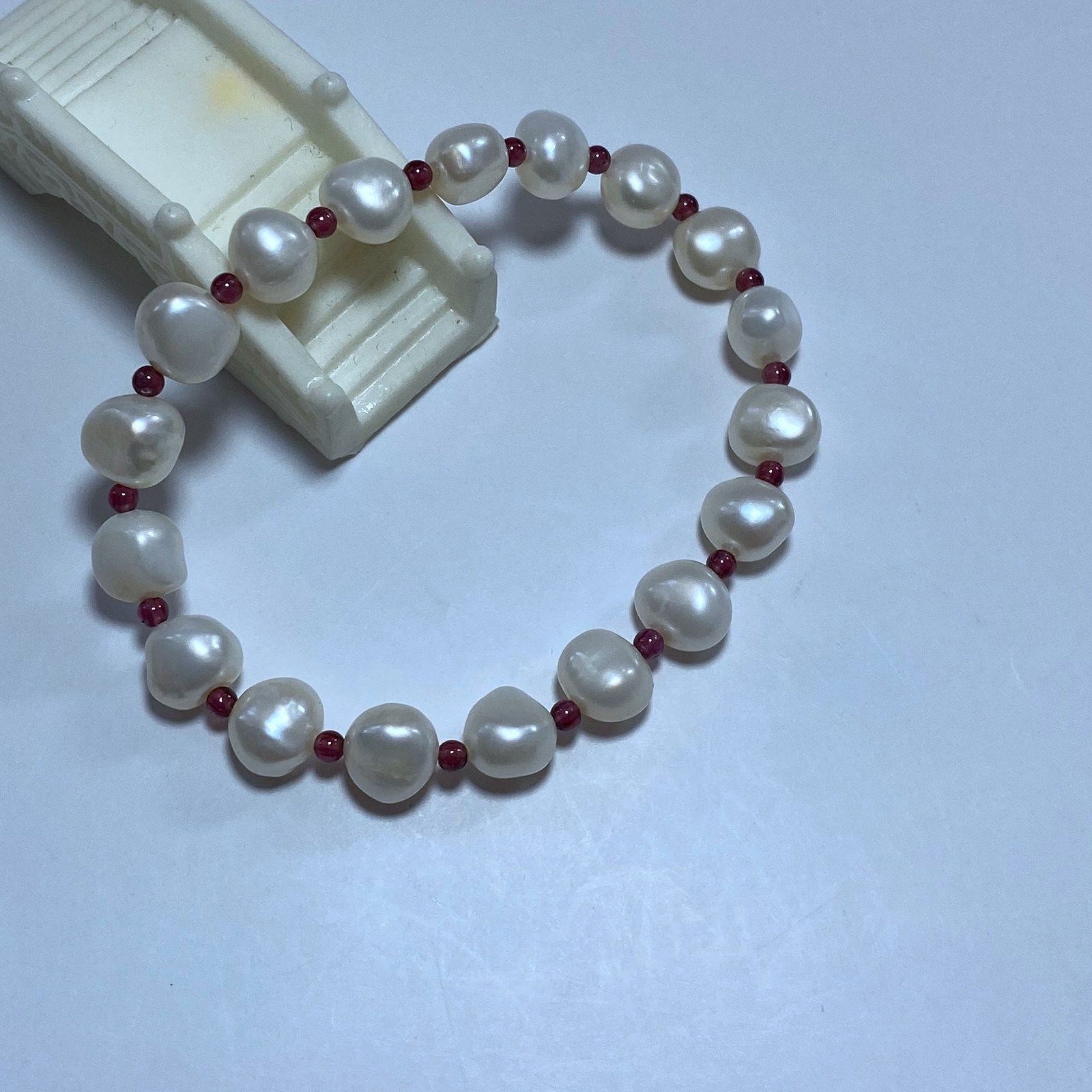 天然白色异形无核淡水珍珠弹力绳手链巴里克不规则松紧款手串女款,淘宝优惠券,粉丝福利购,淘宝优惠卷