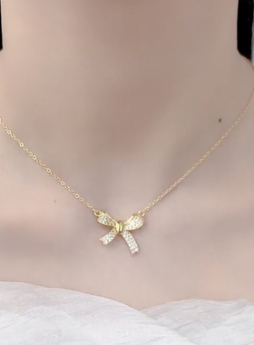 网红磁吸蝴蝶结项链女爆款锁骨链