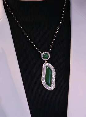 爆款镶钻绿色美人腰长款毛衣链女