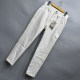 ເອົາ jeans ສີຂາວອອກຈາກ closet ແລະຊອກຫາກາງເກງທີ່ມີແອວສູງໃນລະດູຮ້ອນ
