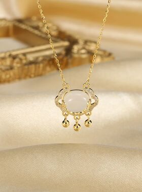 玉髓祥云平安锁项链女树脂礼物