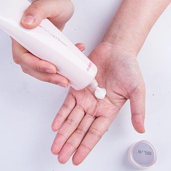 丸美纯色之恋净澈女深层清洁洗面奶 丸美鑫丝路洁面