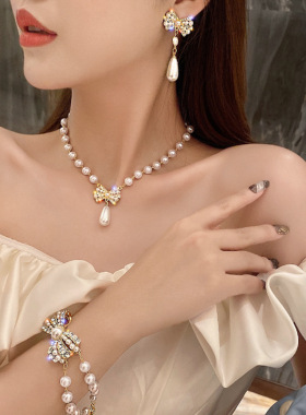 厂家珍珠项链女锁骨链欧美气质2023年新款毛衣链网红简约颈链