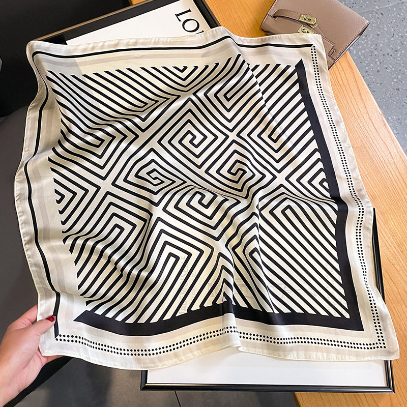 杭州100%桑蚕丝韩国黑白条纹丝巾 笛菲围巾/丝巾/披肩