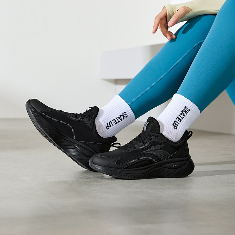 361女鞋运动鞋2024冬