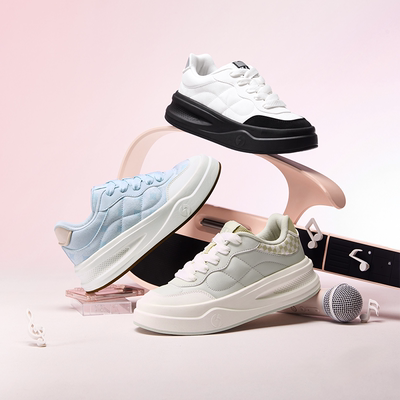 上脚高挑板鞋小个子甜美穿搭