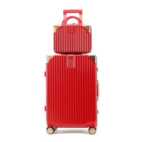 Красный чемодан, коробка для невесты