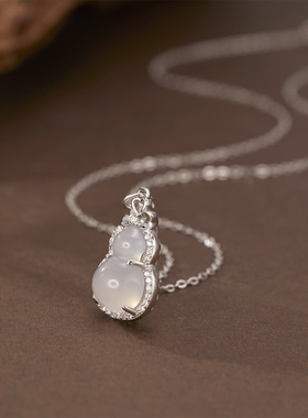 中式复古银色欧泊玉髓葫芦项链