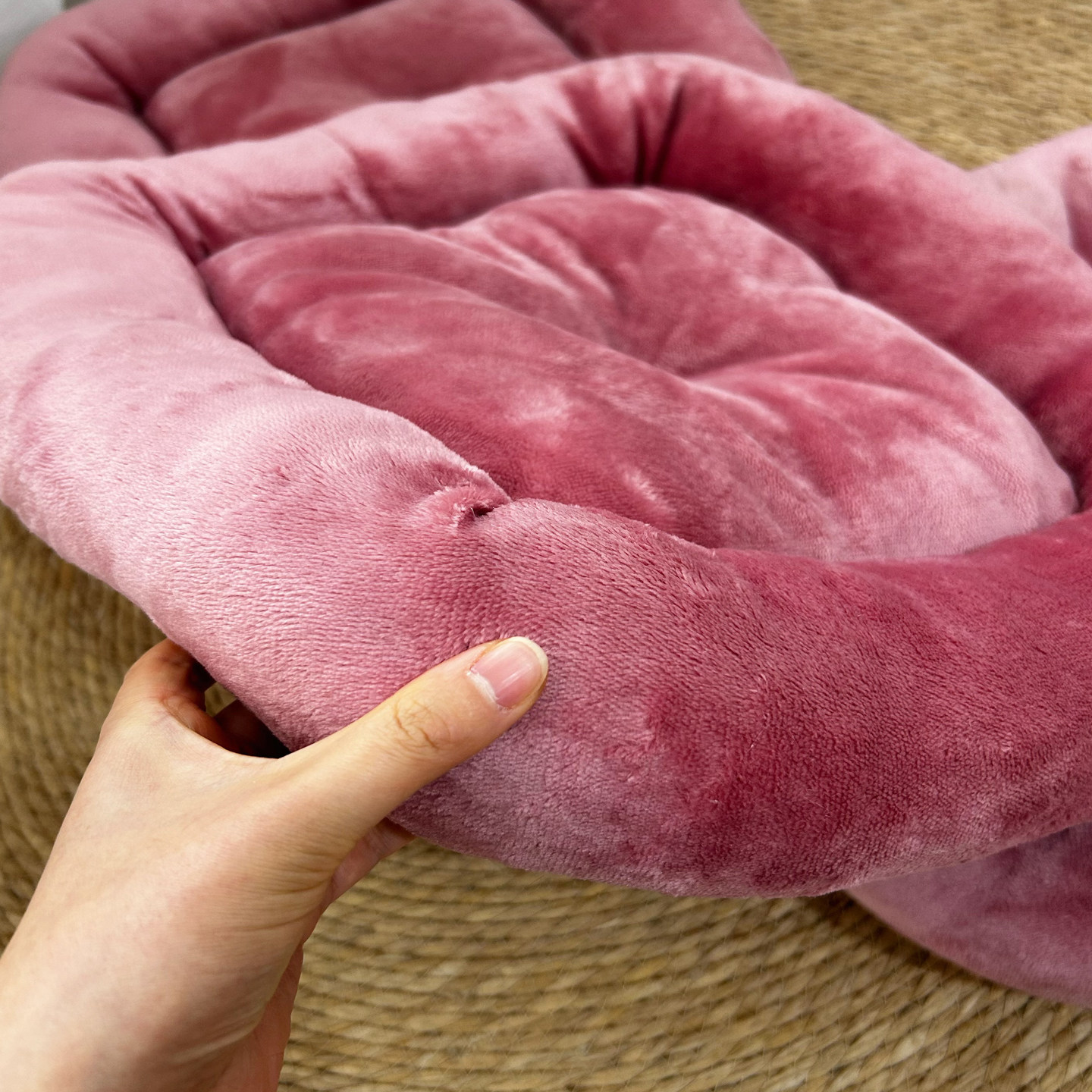 微瑕疵小粉垫子~46*42cm的小型犬幼犬狗窝 小奶狗小奶猫保暖狗窝,淘宝优惠券,粉丝福利购,淘宝优惠卷