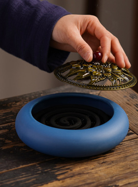 大号蚊香炉家用室内熏香驱蚊香盒盘托带盖陶瓷防火香薰炉复古摆件