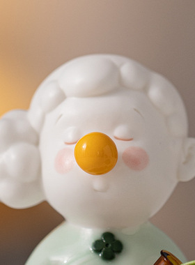 现代人物雕像幸运草小娘摆件轻奢高级玄关酒柜书房装饰陶瓷工艺品