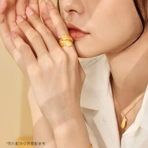 周生生爱情密语足金黄金羽毛戒指女生首饰86820R计价