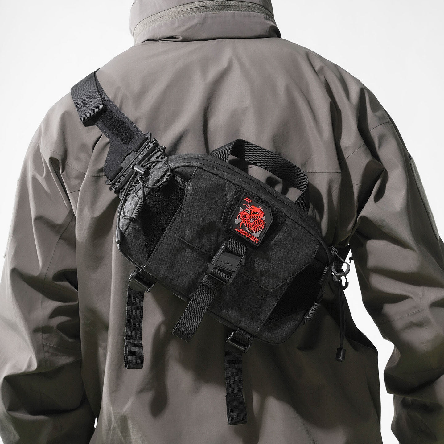 头狼工业雀跃二代斜挎包机能包快速EDC战术户外胸腰包单肩DGM-02,淘宝优惠券,粉丝福利购,淘宝优惠卷