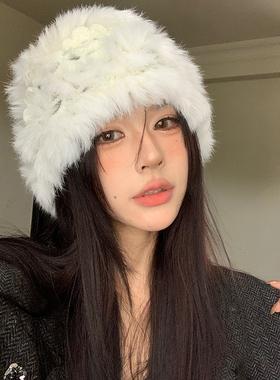 花朵兔毛针织白色毛绒渔夫帽