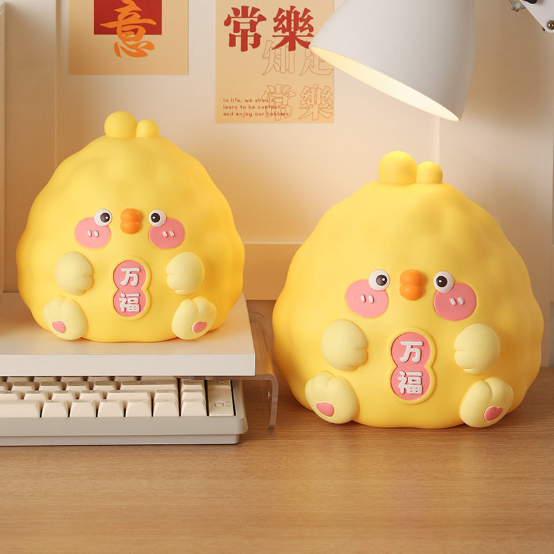 蛇年新款团团熊搪胶存钱罐儿童可进可出大容量储蓄罐桌面创意摆件,淘宝优惠券,粉丝福利购,淘宝优惠卷