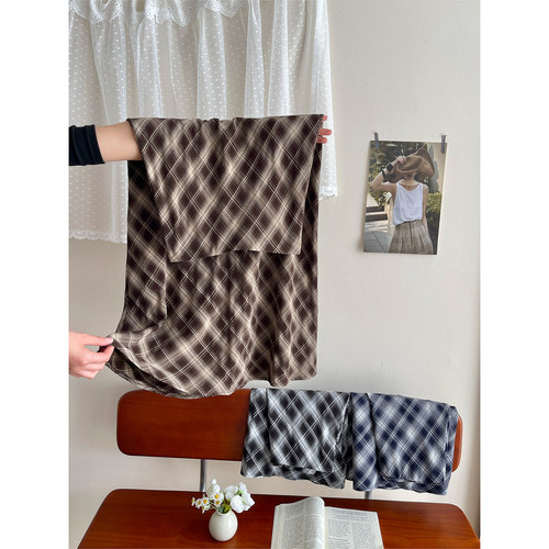 日韩系复古格纹鱼尾半身裙女春夏法式度假风洋气质包臀a字长裙子 - 图2