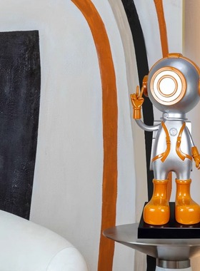 现代简约儿童房耳机太空人摆件