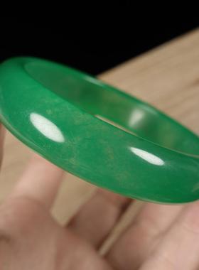 冰种手镯石英岩玉绿色冰透