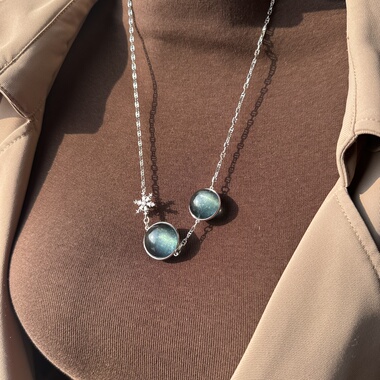 通体925银高定版，2颗超绝魔鬼蓝星光爆闪海蓝宝吊坠毛衣链