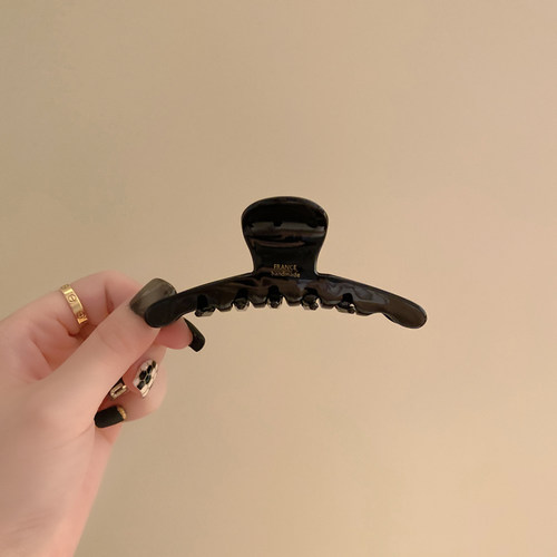 冬季韩系高级感醋酸抓夹中号后脑勺鲨鱼夹发夹2023新款高端简约 - 图1