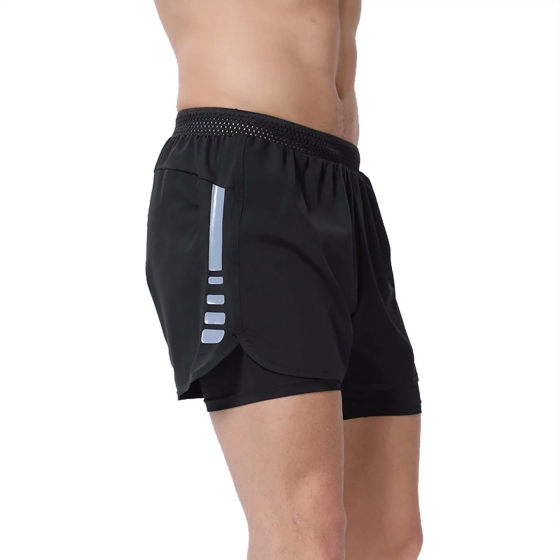 Professional marathon running shorts for men that can hold mobile phones