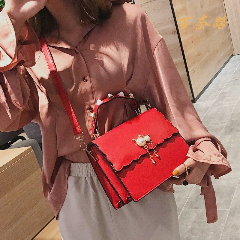 大红色结婚包包女2020年新款小风琴 百奈路箱包女士包袋