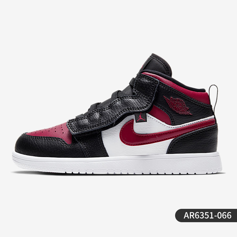 Nike/耐克官方正品 AIR JORDAN 1儿童缓震经典运动篮球鞋AR6351-图0