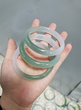 包邮/天然半山半水玛瑙手镯天青色高冰种玉髓镯子油青色古风玉镯