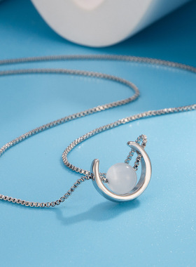 皎皎月光猫眼石吊坠项链女小众设计轻奢锁骨链通勤百搭感颈链包邮