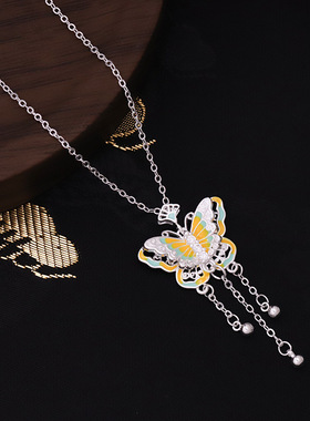 珐琅花丝蝴蝶流苏项链女新中式时尚气质轻奢镂空滴胶设计锁骨链