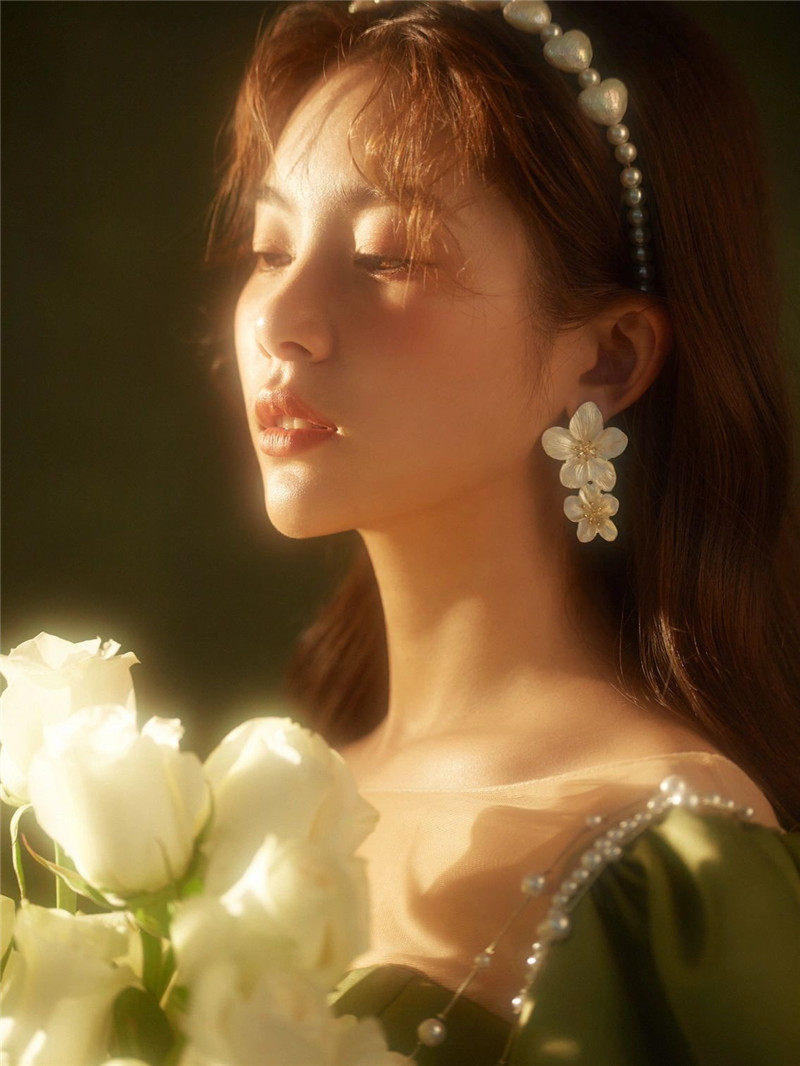 影楼主题情侣泡袖绿色简约时尚婚纱 耳夲婚纱