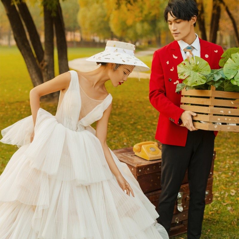 影楼新款画报法式浪漫田园风婚纱 耳夲婚纱