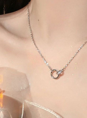 莫比乌斯环吊坠项链女小众设计感素圈镂空锁骨链精致气质