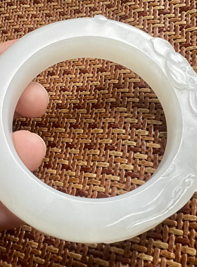 和田玉收藏级老坑野牛沟羊脂白玉55圈手镯