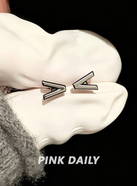 Pink Daily黑色简约个性颜文字钛钢耳钉养耳洞小众独特耳骨钉耳饰