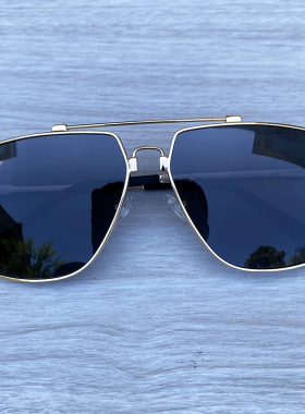 马登时尚弹性镜腿佩戴舒适偏光镜