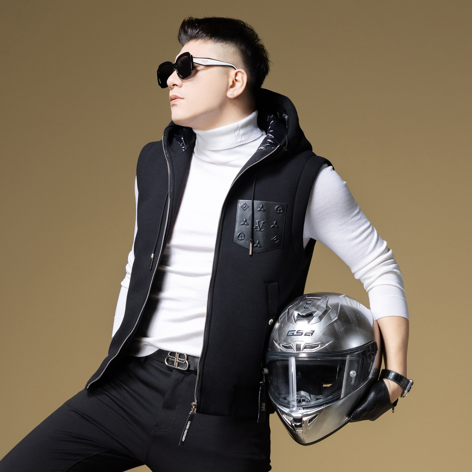 BM男士羽绒马甲90白鸭绒冬季外套口袋装饰潮流羽绒服男2024新款,淘宝优惠券,粉丝福利购,淘宝优惠卷