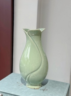 汝窑玉兰花瓶中式简约陶瓷仿古宋式美学家居摆件茶室复古汝瓷花器